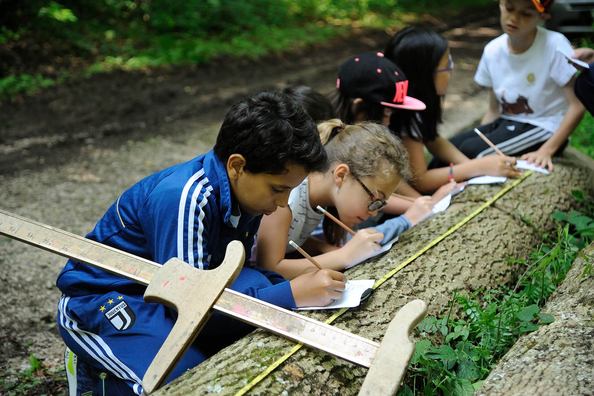 Konzepte und Praxis Draussenschulen Titelbild